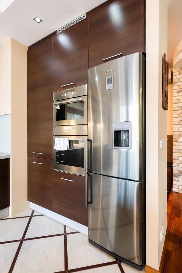 Wilanow Luxury Apartmán *